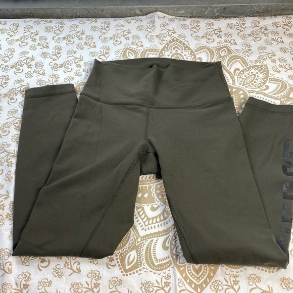 Lululemon legging with the Fierce word down the left leg - Picture 1 of 12